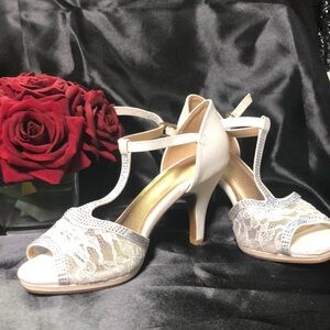 White and Gold Strappy Heels with Medium Height and Ankle Strap